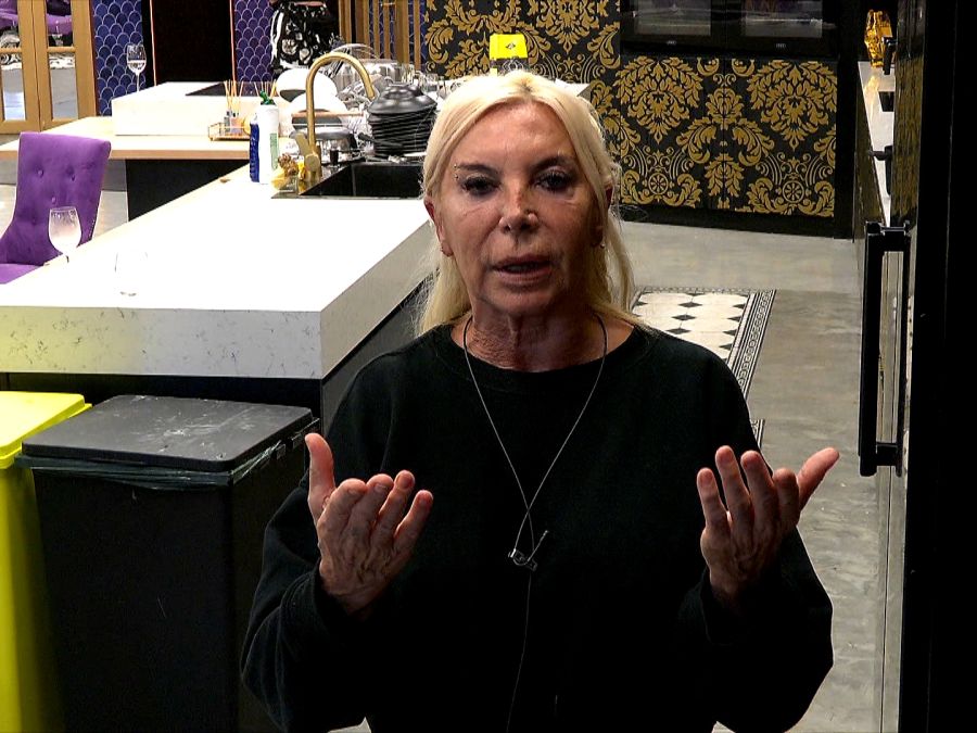 Yanina Zilli casi muere de bronca cuando Andrea del Boca le tiró el currículum encima