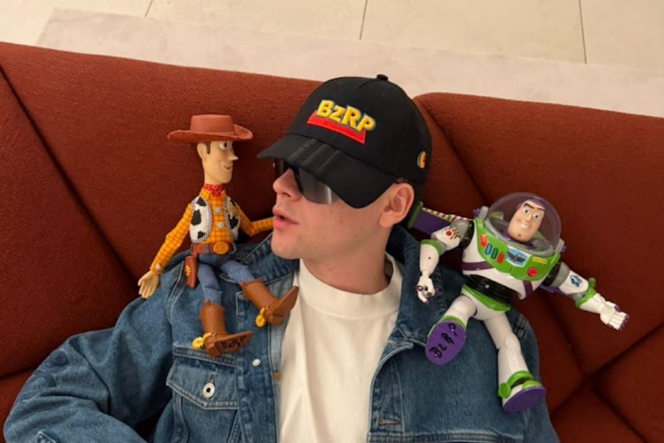¡Bomba mundial! Bizarrap se suma al elenco de voces de "Toy Story 5" | Música