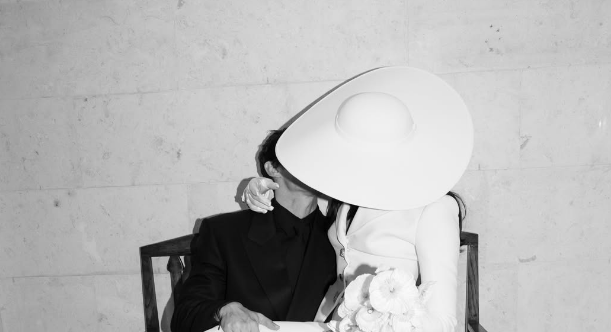 Dua Lipa compartió fotos inéditas de su boda con Callum Turner | Espectáculos