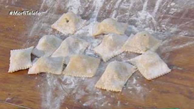 Ravioles rellenos de asado | Recetas