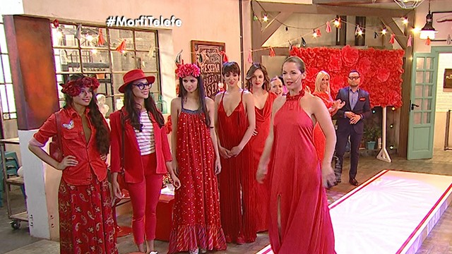 ¡Desfile al rojo vivo! | Mejores momentos