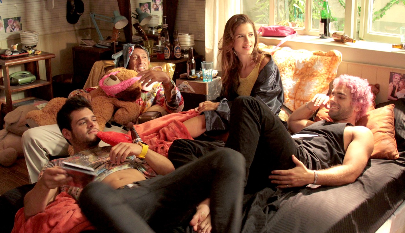 El humor de Educando a Nina: ¿Quién cuenta mejores chistes? | Exclusivos