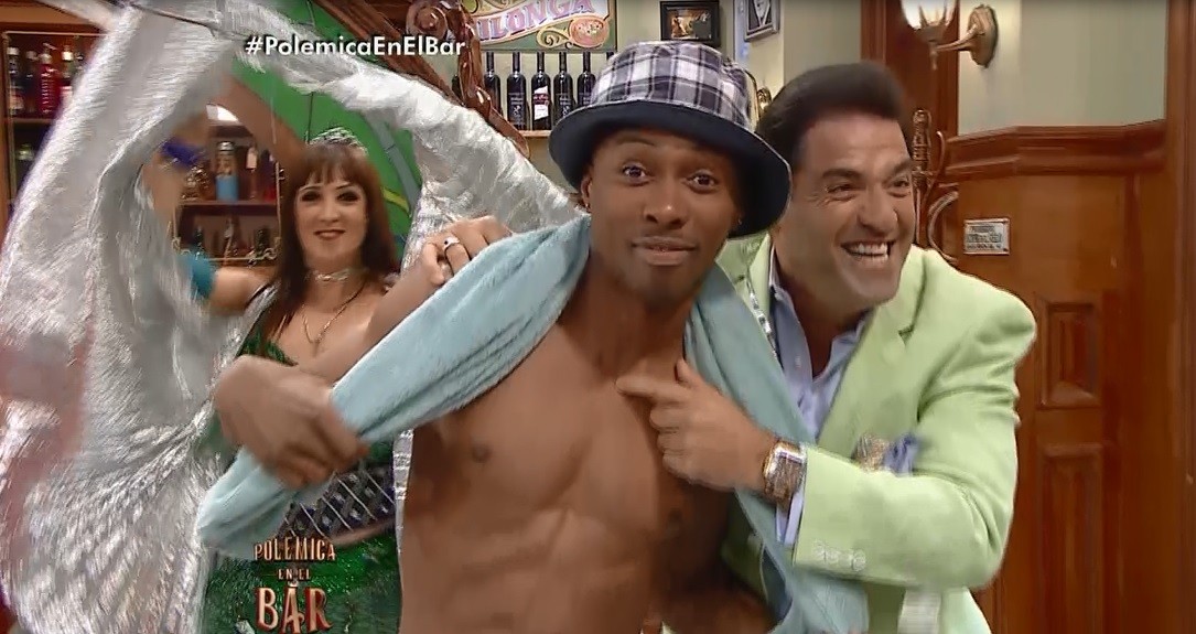 Rodrigo Lussich visita el bar | Mejores Momentos