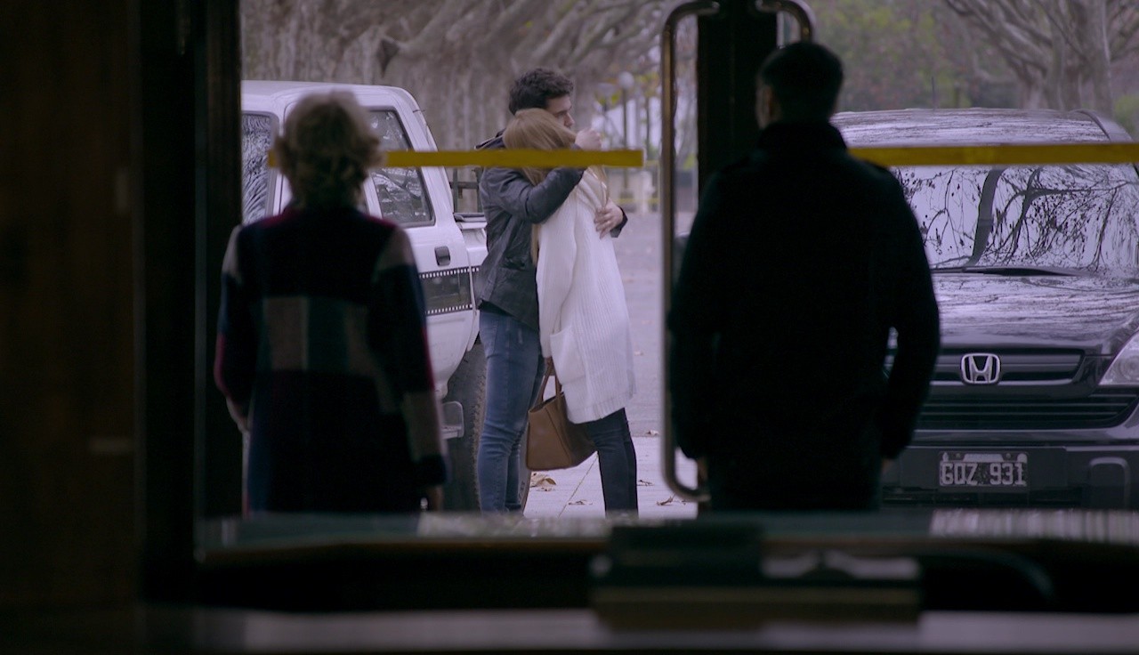 ¿Pasa algo entre Raquel y Santiago? | Mejores momentos