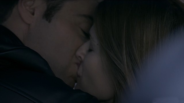 Andrés besa a Raquel enfrente de Santiago | Mejores momentos