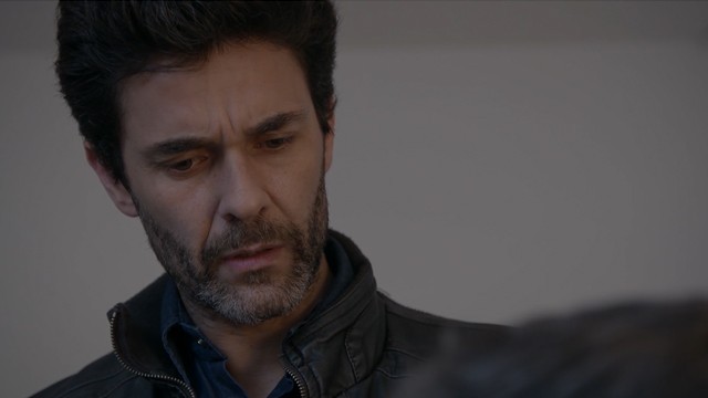 Santiago se entera del primer hijo de Carolina | Mejores momentos