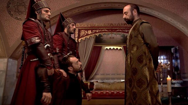 El Sultán descubre las cartas de Ibrahim y toma una drástica decisión | Mejores momentos