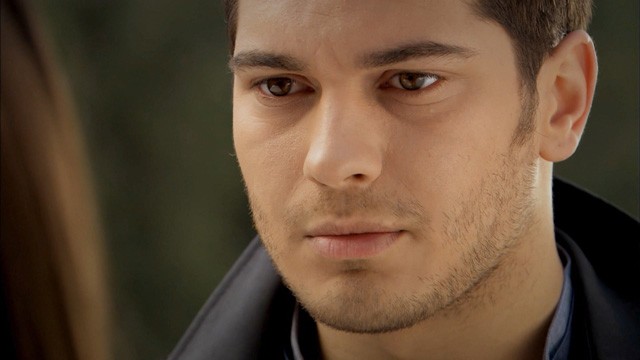 Cuando el amor es oscuro | Resúmenes