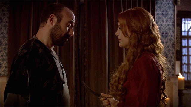 ¡Hurrem amenazó al Sultán! | Mejores momentos