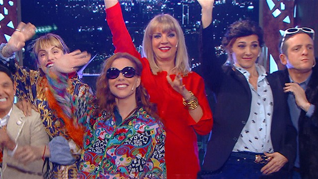 ¡Qué tarde, Teté! El desfile de Cortá por Lozano | El diván de Vero