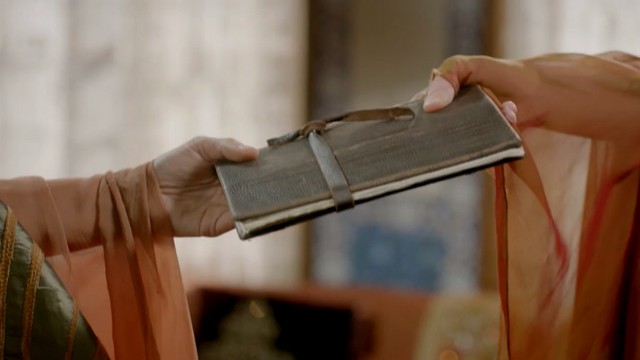 Tensión: Mahidevran encontró el diario personal de Hurrem | Mejores momentos