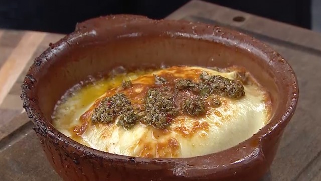 Provoleta rellena con vegetales y carne | Recetas