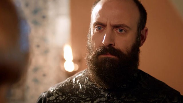 Hurrem y el pedido que llenó de bronca al Sultán | Mejores momentos