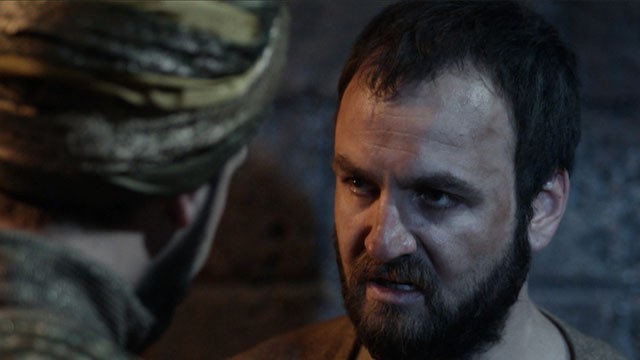 La muerte se adueñó del Palacio | Resúmenes