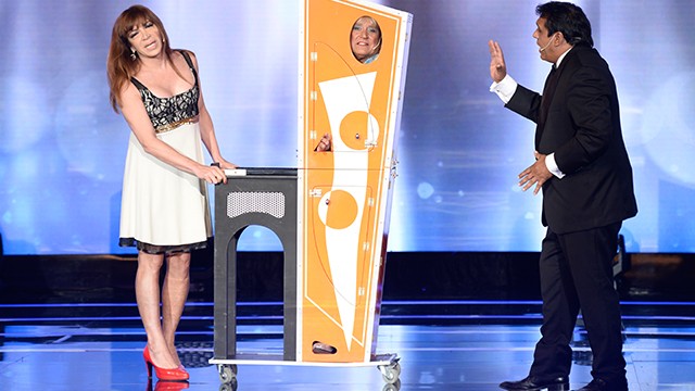 La "Tota", el Mago Black y Lizy Tagliani hacen magia juntos | Humor