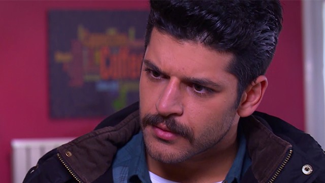 Selim descubre el secreto que le escondía Zeynep | Mejores momentos