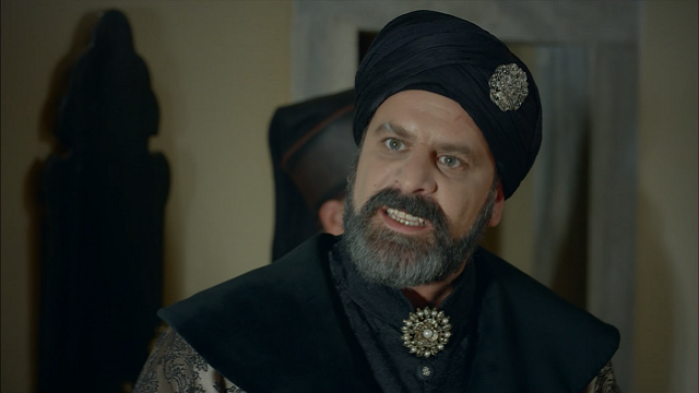 La paranoia de Rustem le trae más problemas | Mejores momentos