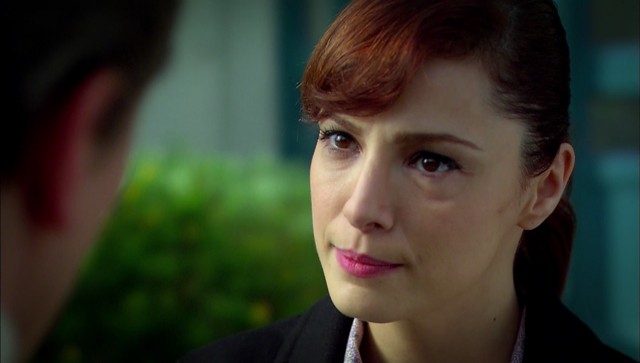 Soner cada vez más cerca de Bahar | Mejores momentos