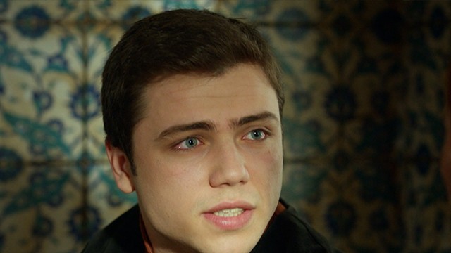 CihangIr defendió a Mustafá frente a su madre | Adelantos