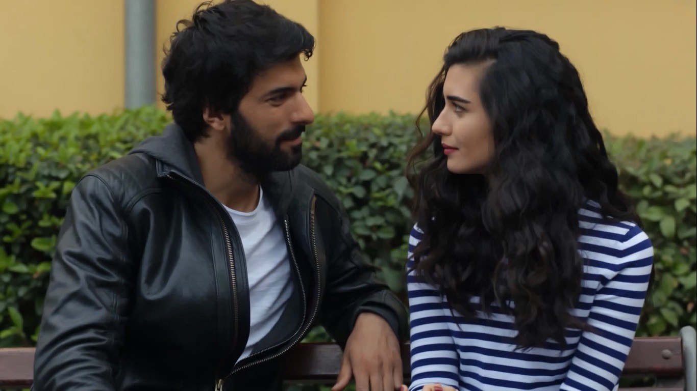 Escuchá "Oncemil" la canción del capitán Omar y Elif | Exclusivos