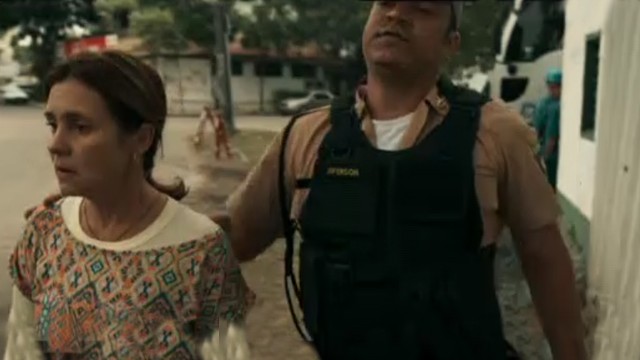 La policía vuelve a darle problemas a Fátima | Mejores momentos