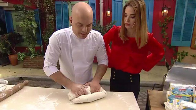 Santi Giorgini prepara 14 metros de pizza a la parrilla | Recetas