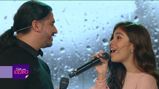 Ariel y su hija cantan juntos | El diván de Vero