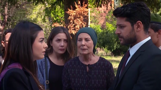 El difícil momento de Zeynep y Selim | Resúmenes