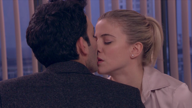 ¡Sueño erótico para Gastón! | Mejores momentos