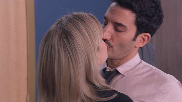 ¡Descubren a Angie y Gastón besándose! | Mejores momentos