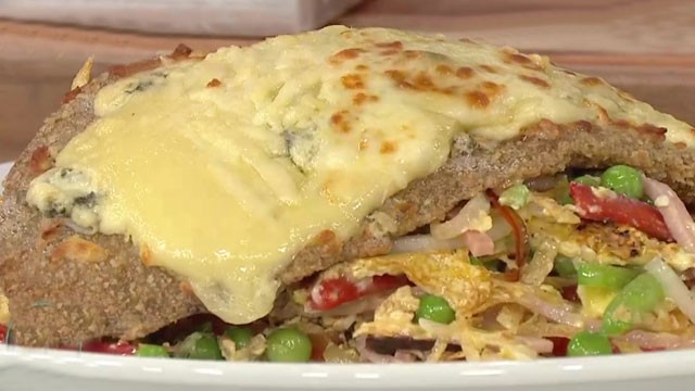 Milanesas cuatro quesos con revuelto gramajo | Recetas