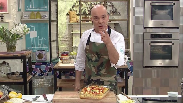Coditos gratinados con salsa napolitana | Recetas