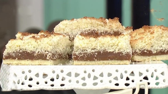 Cuadraditos de coco y dulce de leche | Recetas