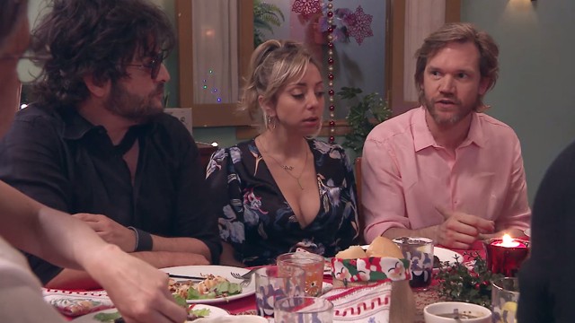 ¡Inés le dice a Javier que le están siendo infiel! | Mejores momentos