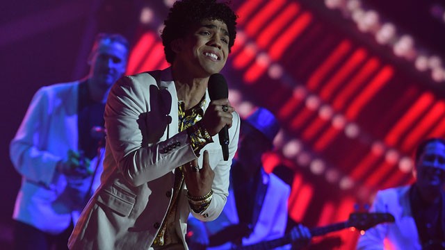 Shows en vivo #TeamTini: Juan Pablo Nieves canta "El cantante" de Andrés Calamaro | Shows en vivo 2018