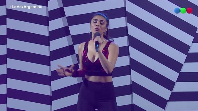 Shows en vivo #TeamAxel: Amorina Alday canta "Como la flor" de Selena | Shows en vivo 2018