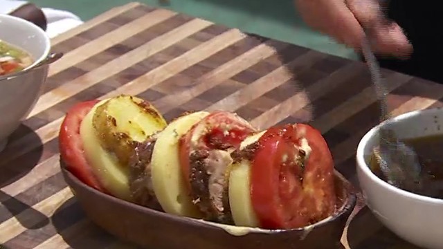 Milhojas de provoleta y bondiola | Recetas