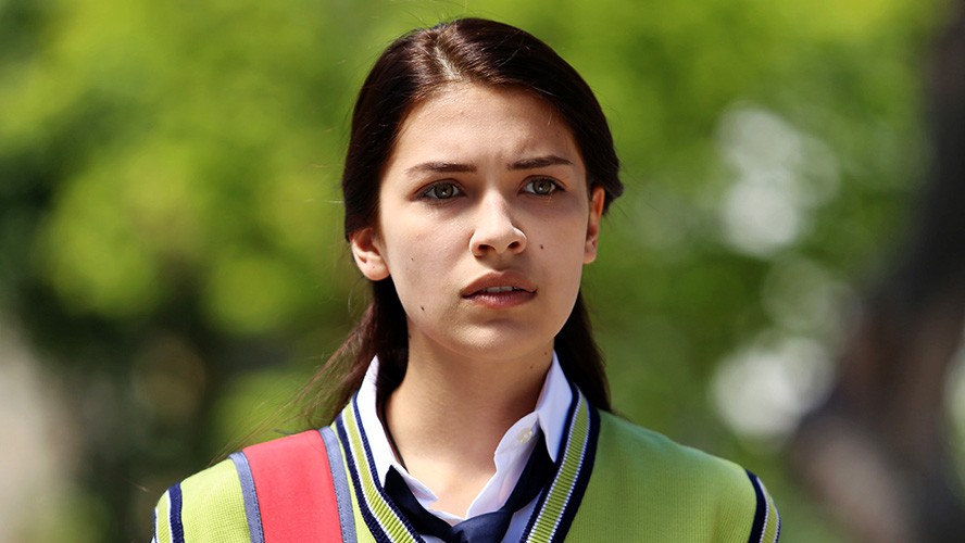 El éxito de Huérfanas en el mundo | Exclusivos