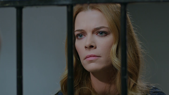 Un terrible destino | Resúmenes