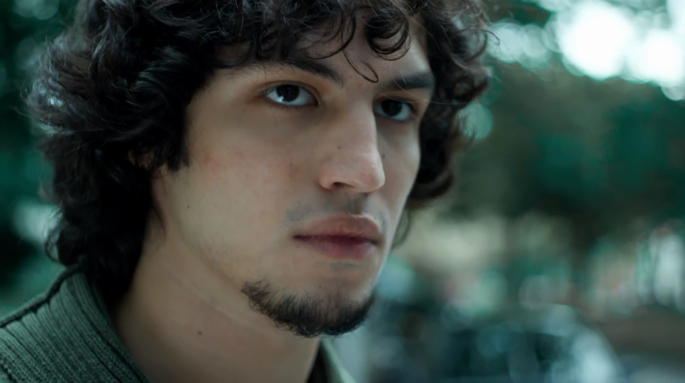 Gui quiere conocer el pasado de Ángel | Resúmenes