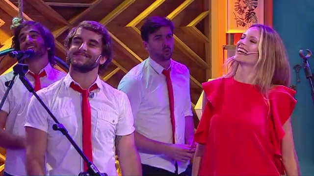 ¡Volvió la fiesta con Agapornis! | Musicales