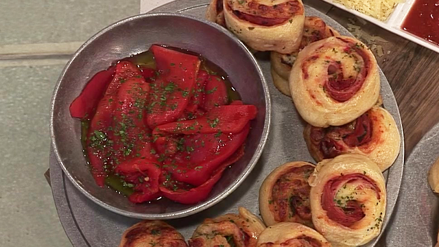 Rodrigo Cascón enseña a hacer pizza enrollada | Recetas