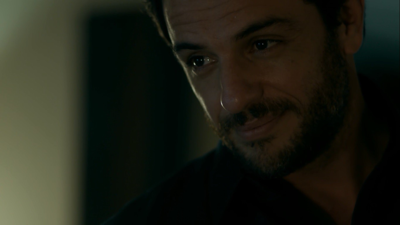 Alex y Ángel no pueden ocultar lo que sienten | Mejores momentos