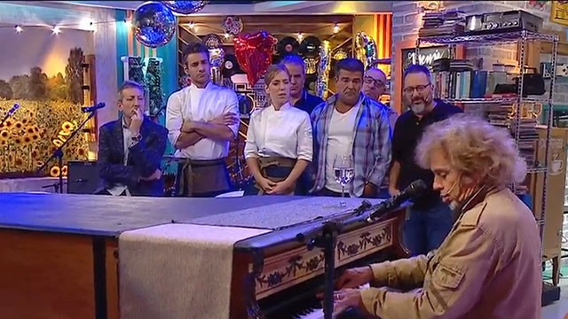 Raúl Porchetto canta "Reina madre" | Mejores momentos