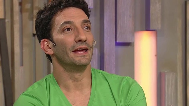 El insólito trabajo de Juan Minujín en Inglaterra | Exclusivos