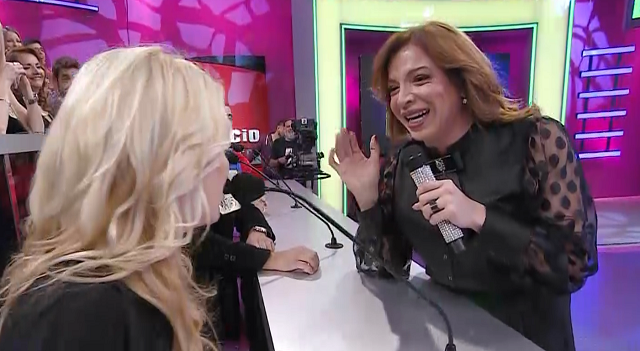 Lizy y Esmeralda Mitre a los besos con... | Mejores momentos