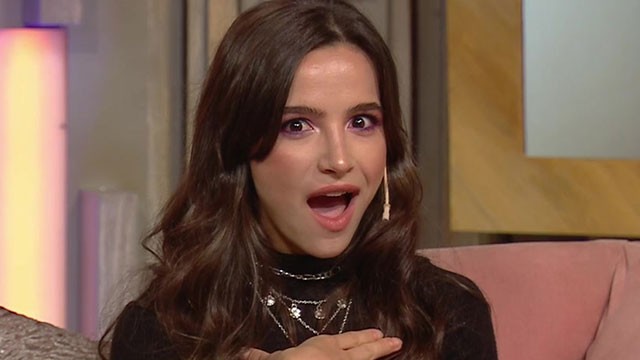 "Dormí vestida en mi noche de bodas" | El diván de Vero