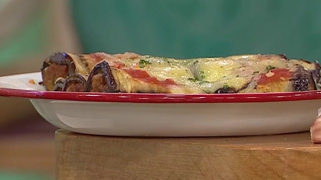 Rolls de berenjena gratinados | Recetas