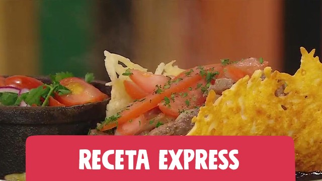 Tiritas de carne con berenjena y queso | Recetas