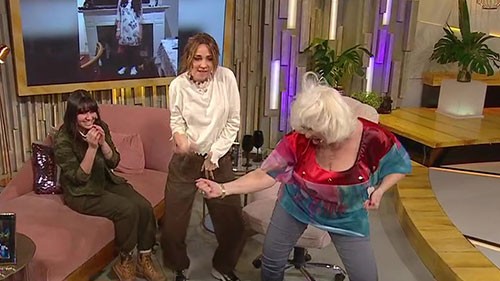 Luisa Albinoni bailó K-pop en vivo | Exclusivos